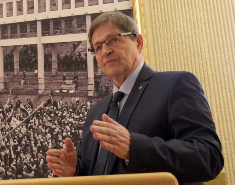 Bus pristatyta trečioji akademiko E. Jovaišos monografija apie aisčius