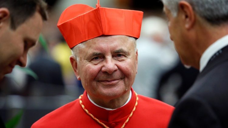 Kardinolas Sigitas Tamkevičius. Palinkėkime vienas kitam eiti per gyvenimą su Prisikėlusiuoju ir būti vilties žmonėmis