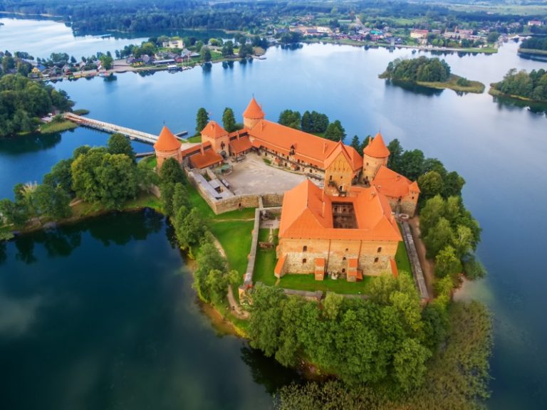 Yoram Hazony. Nacionalizmo dorybė (XII). TEISĖ Į TAUTOS NEPRIKLAUSOMYBĘ?