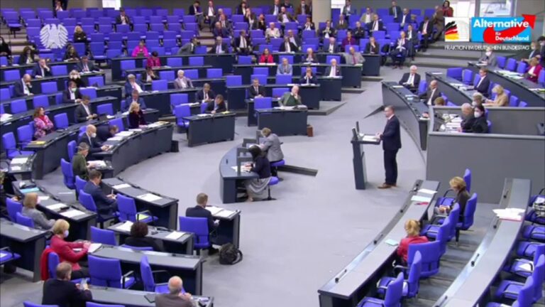 Bundestage kritika A. Merkel dėl pandemijos suvaržymų