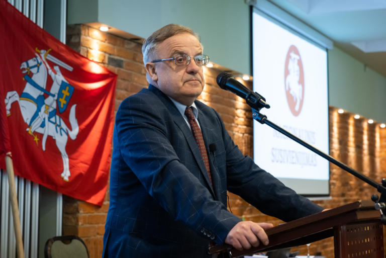 Vytautas Radžvilas. Sąskaita už abejingumą