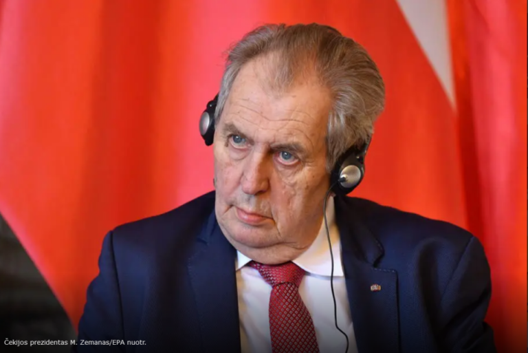 Čekijos prezidentas su grupe parlamentarų siekia Konstitucijoje įtvirtinti vyro ir moters santuoką