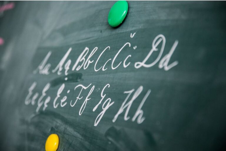 Apie lietuvių kalbos mokymąsi didžiuosiuose Lietuvos miestuose