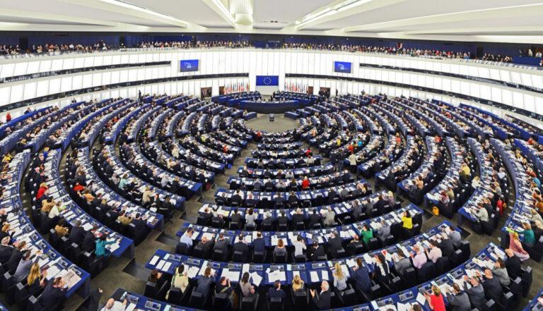 Vokietija per Europos Parlamento rinkimus sumažino balsavimo amžiaus žemutinę ribą iki 16 metų