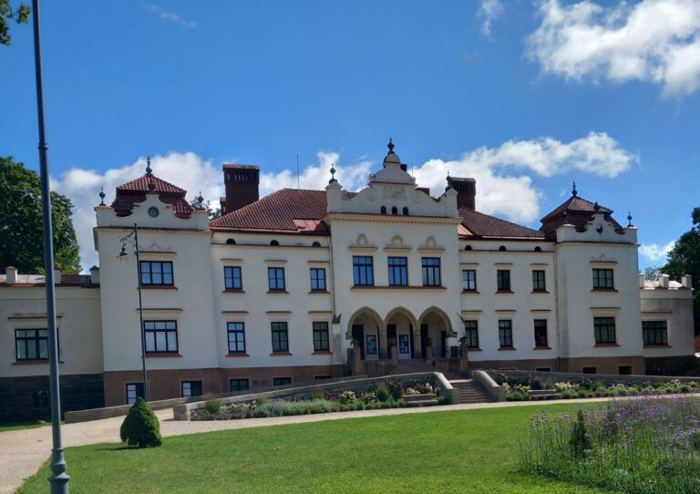 Dana Kurmilavičiūtė. Senoji legenda atgyja