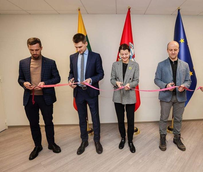 Almantas Stankūnas. Iš kur pinigai p. eksministre?