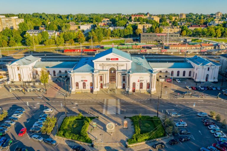 Almantas Stankūnas. 200 mln. eurų Vilniaus geležinkelio stočiai?!