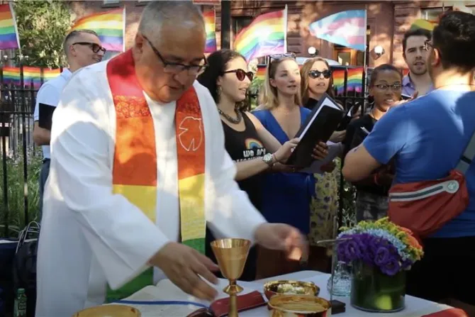 LGBT maldos budėjimų banga pasiekia Bažnyčią